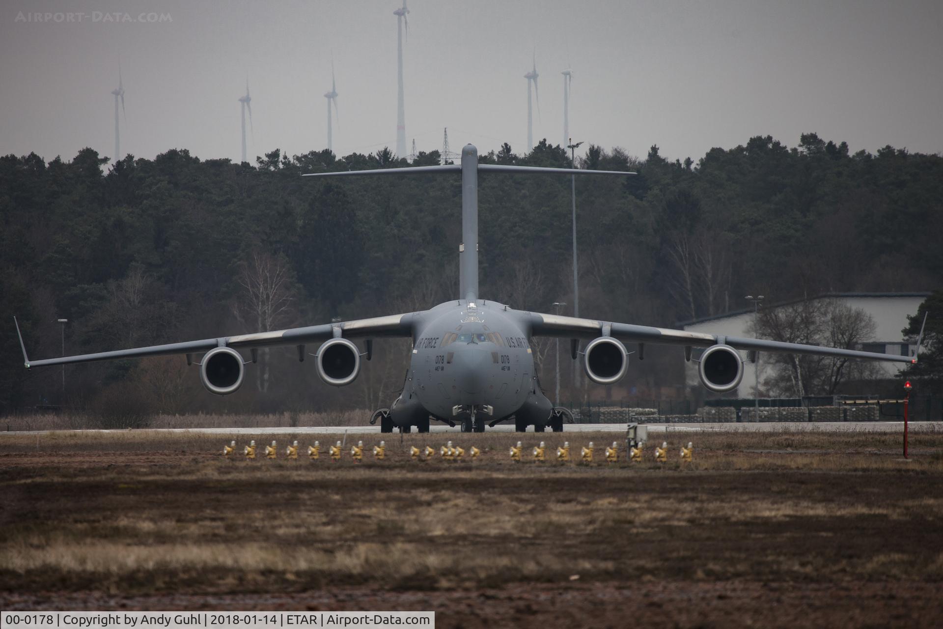 00-0178, 2000 Boeing C-17A Globemaster III C/N 50086/F085/P78, Face 2 Face