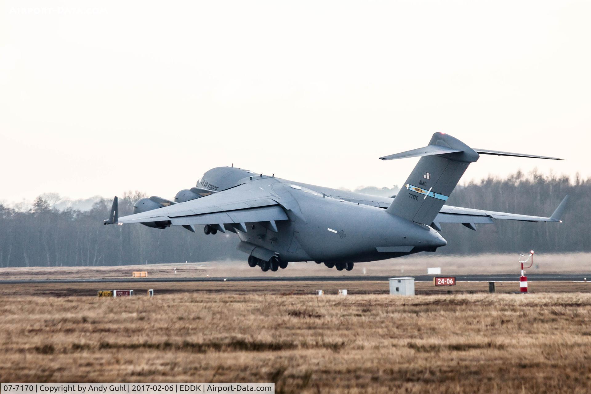 07-7170, Boeing C-17A Globemaster III C/N F-181, On top
