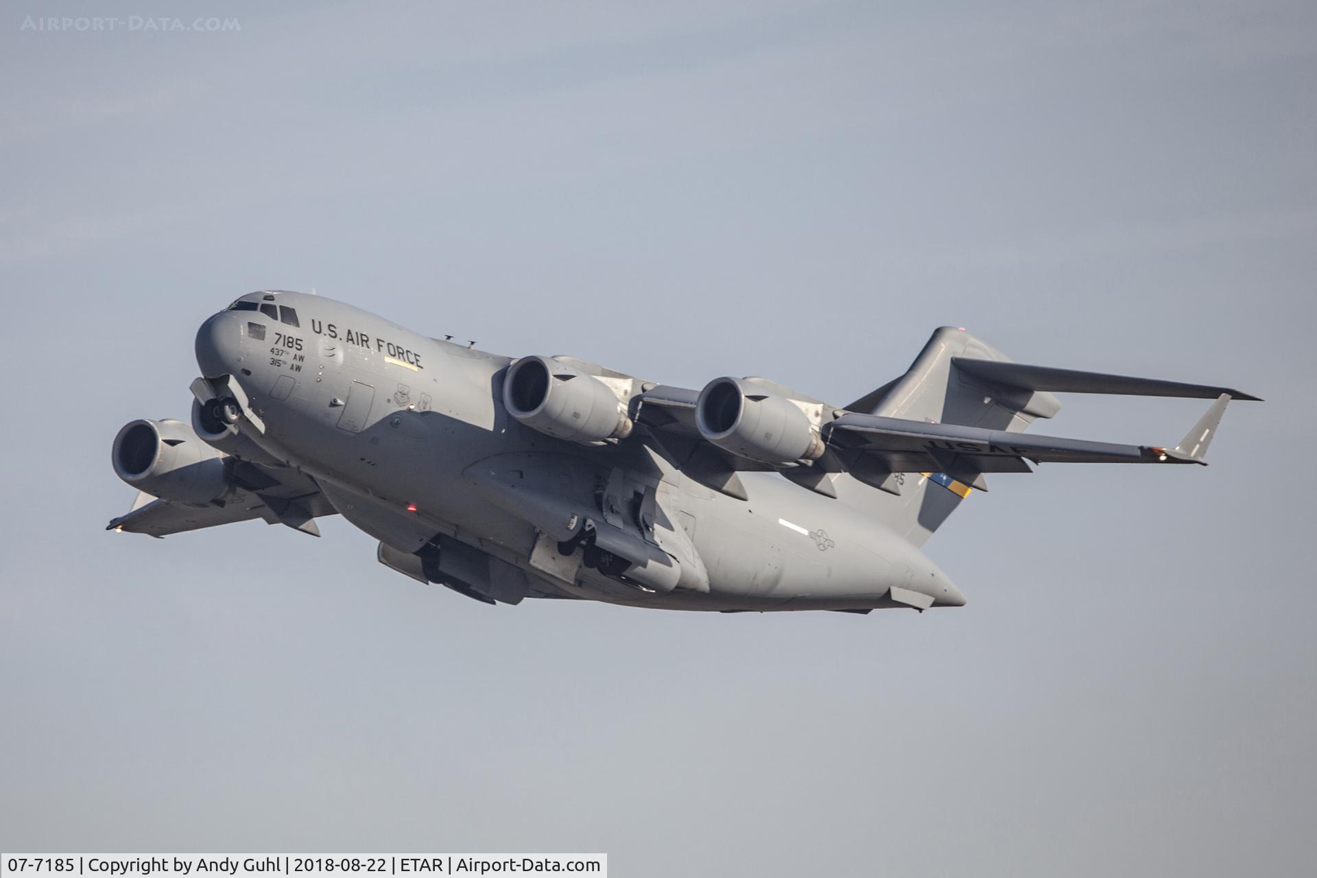 07-7185, 2007 Boeing C-17A Globemaster III C/N P-185, Climbing