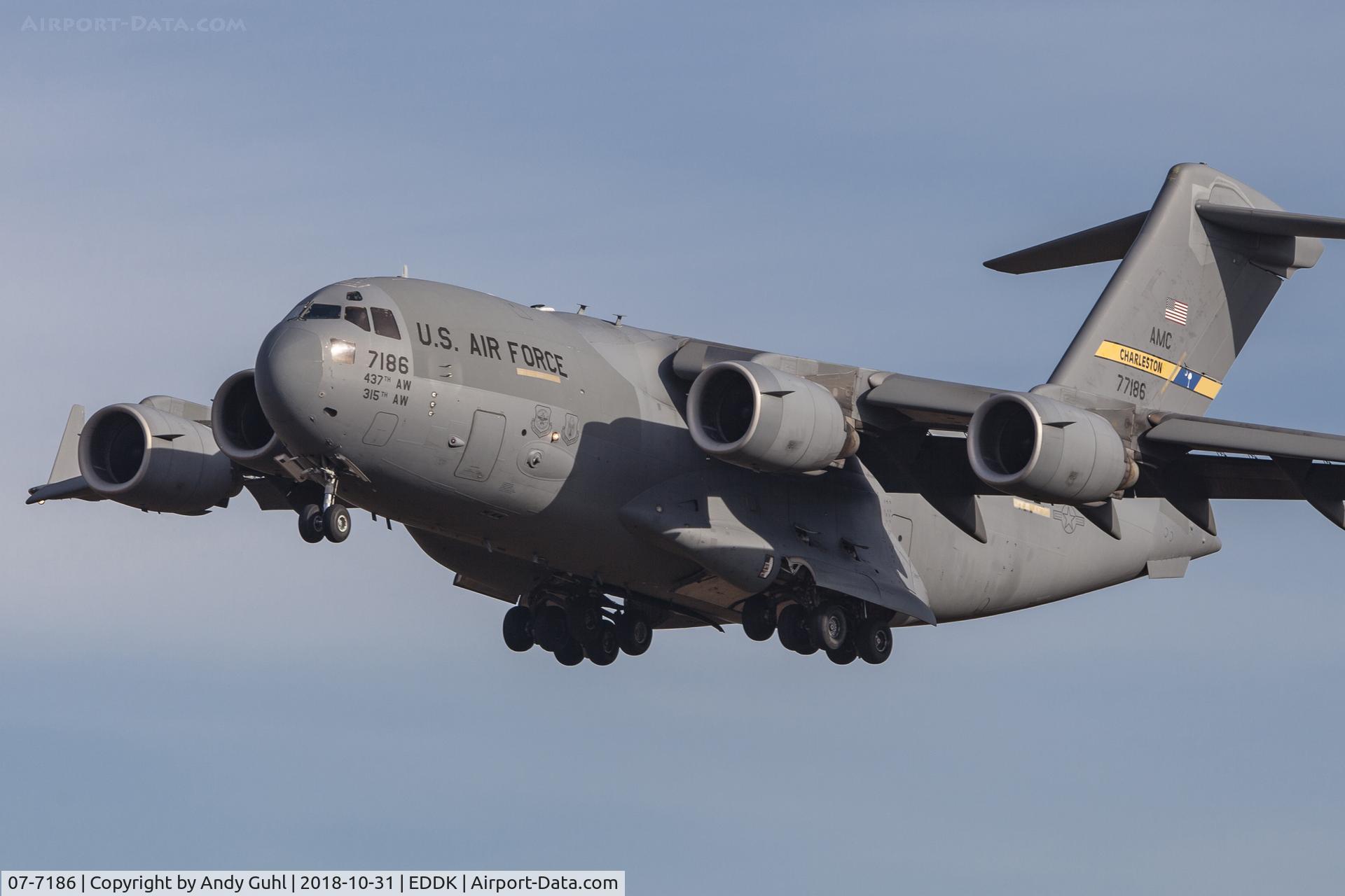 07-7186, 2007 Boeing C-17A Globemaster III C/N P-186, sunny visitor
