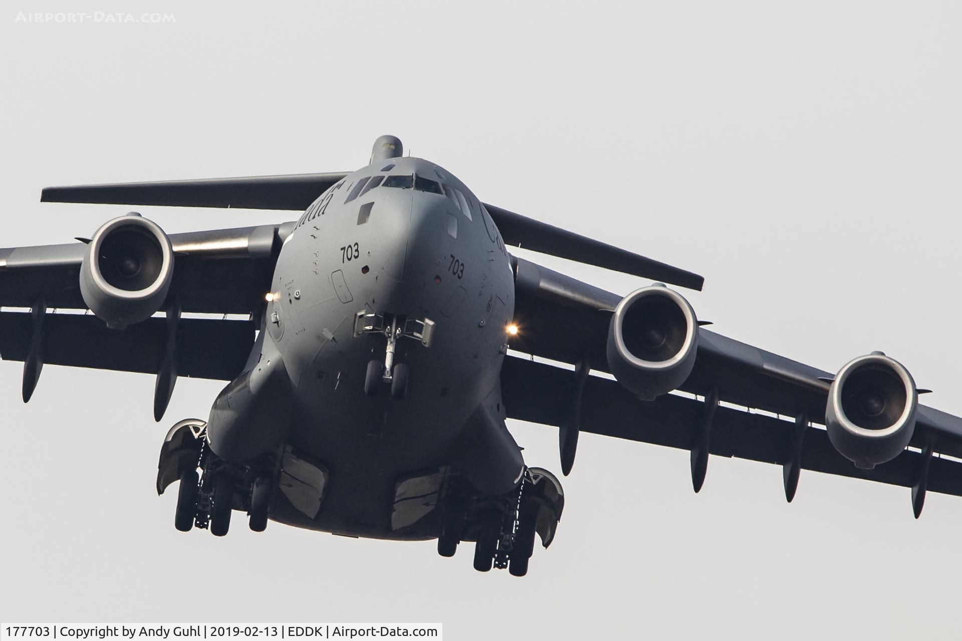 177703, 2008 Boeing CC-177 Globemaster III C/N F-186, Cockpit view