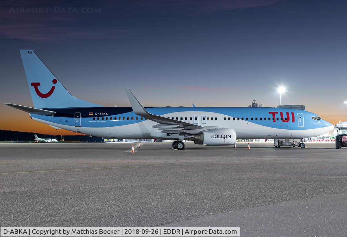 D-ABKA, 1999 Boeing 737-82R C/N 29329, D-ABKA