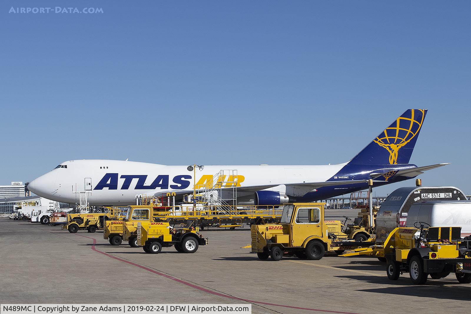 N489MC, 1995 Boeing 747-412F/SCD C/N 26553, On the DFW west freight ramp