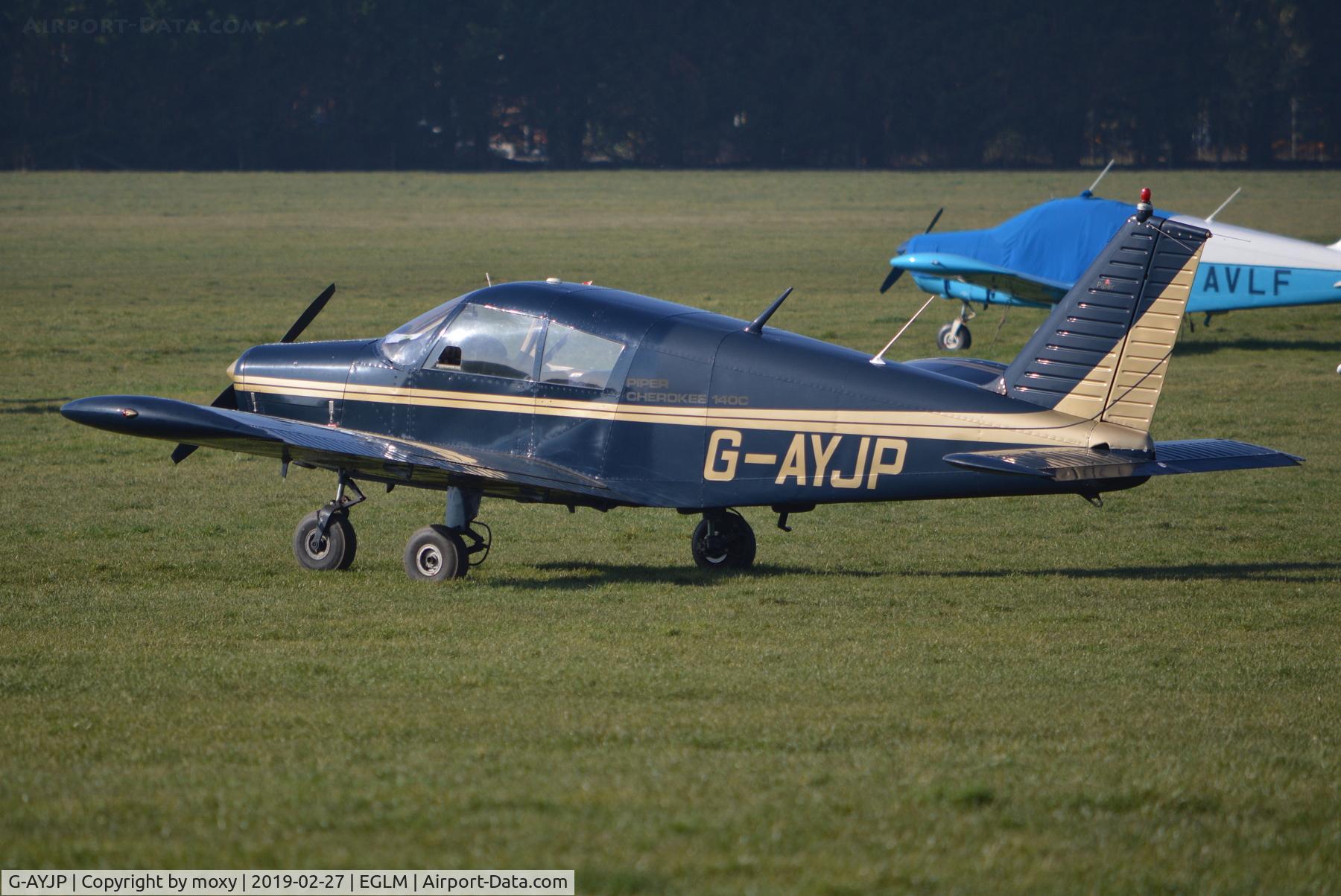 G-AYJP, 1970 Piper PA-28-140 Cherokee C/N 28-26403, Piper PA-28-140 Cherokee at White Waltham.