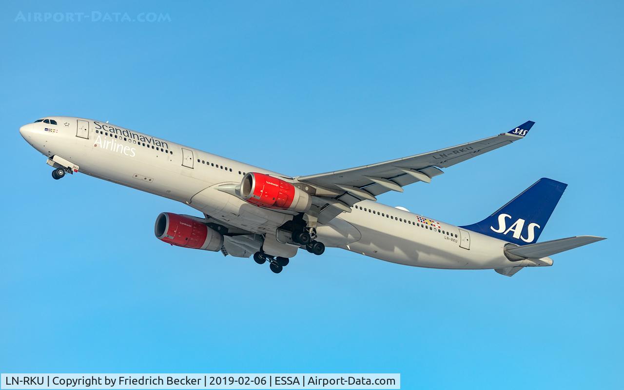 LN-RKU, 2016 Airbus A330-343 C/N 1715, departing Arlanda via RW26