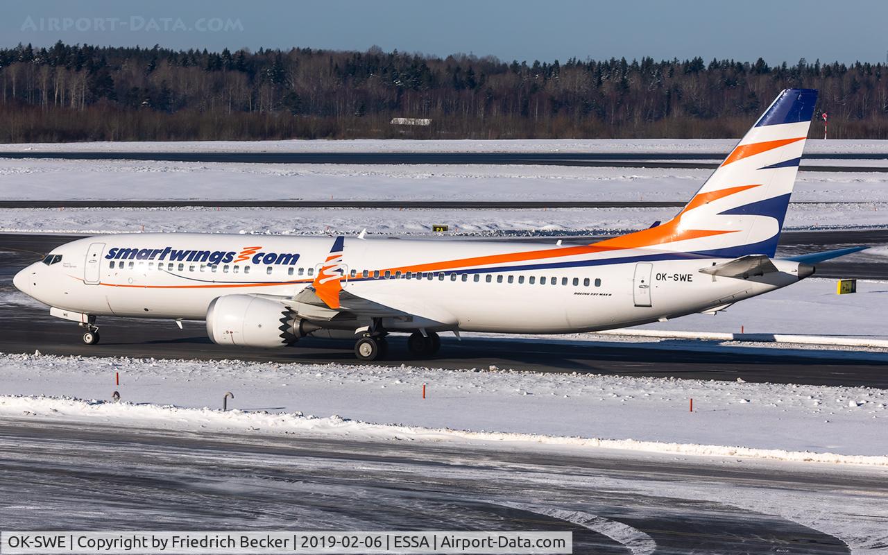 OK-SWE, 2018 Boeing 737-8 MAX C/N 64937, taxying to the gate