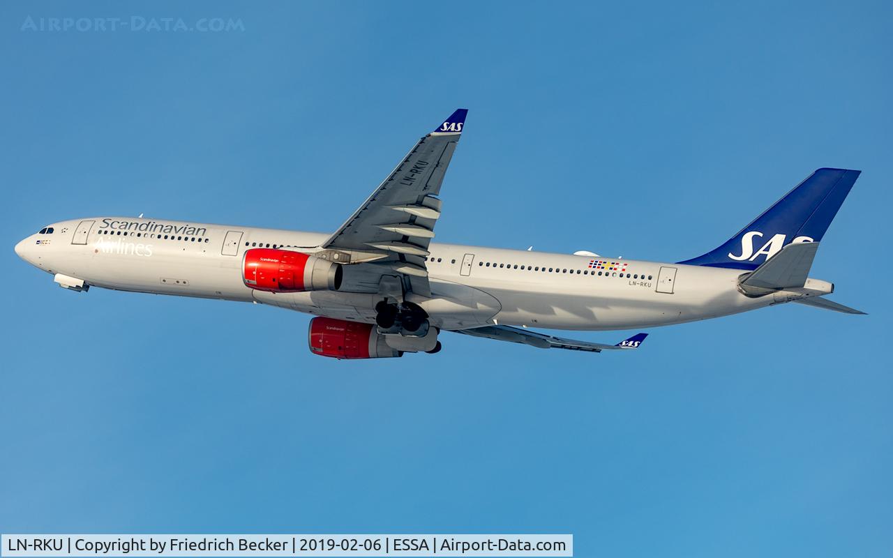 LN-RKU, 2016 Airbus A330-343 C/N 1715, departing Arlanda via RW26