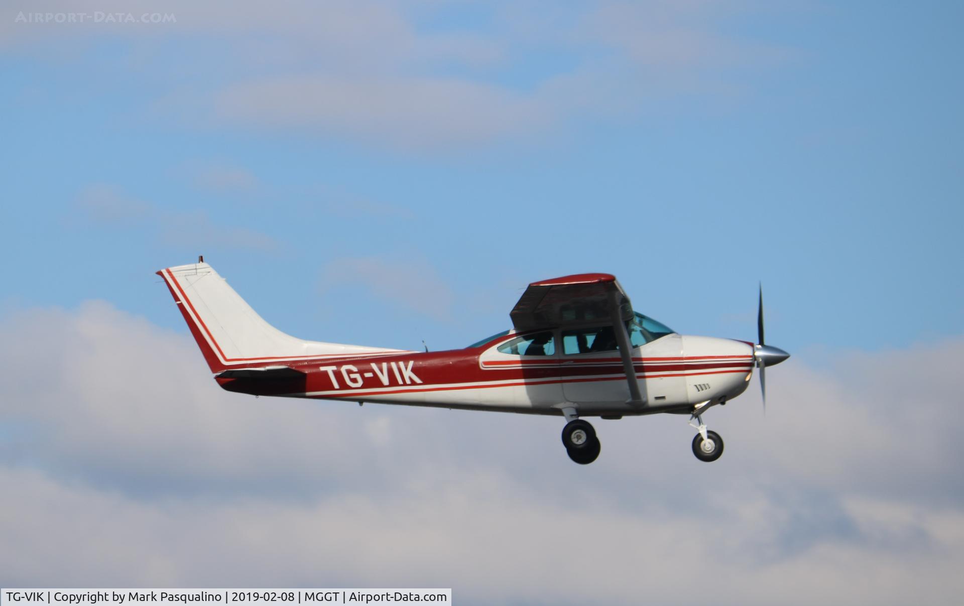 TG-VIK, 1974 Cessna 182P Skylane C/N 182-62405, Cessna 182P
