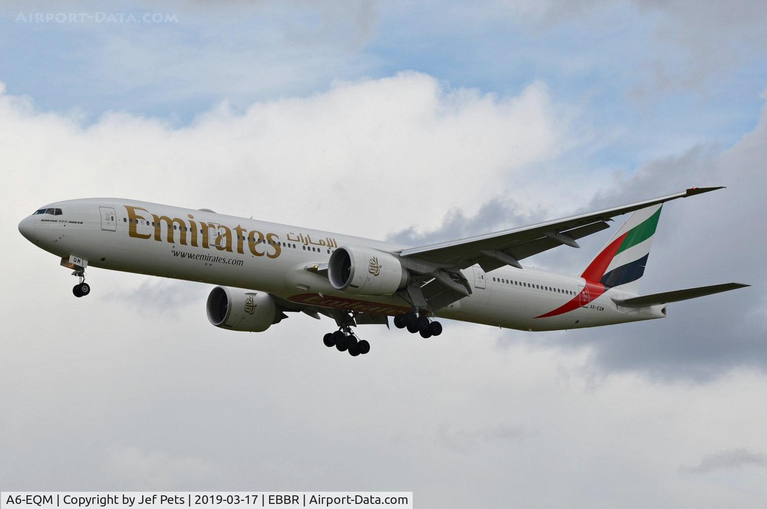 A6-EQM, 2018 Boeing 777-31H/ER C/N 42361, Short Final to Brussels rwy 25L.