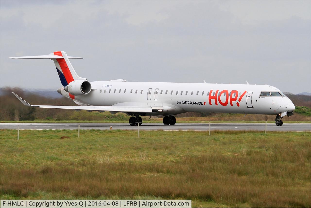 F-HMLC, 2010 Bombardier CRJ-1000EL NG (CL-600-2E25) C/N 19006, Bombardier CRJ-1000EL NG, Take off run rwy 25L, Brest-Bretagne airport (LFRB-BES)