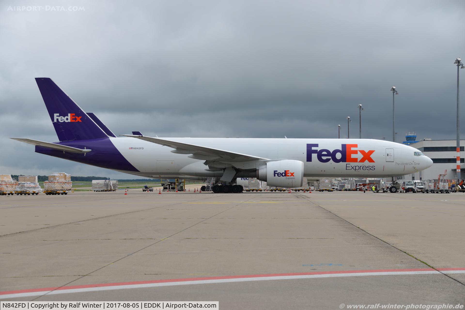 N842FD, 2011 Boeing 777-FHT C/N 38969/947, Boeing 777-FHT - FX FDX Federal Express FedEx ' Leia' - 38969 - N842FD - 05.08.2017 - CGN