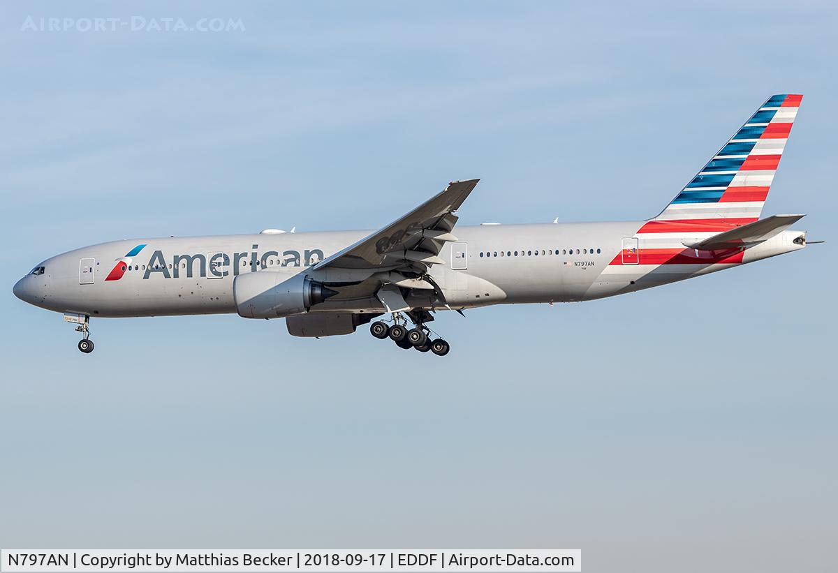 N797AN, 2001 Boeing 777-223 C/N 30012, N797AN