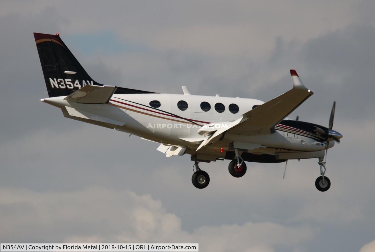N354AV, 2002 Beech C90A King Air King Air C/N LJ-1660, Beech C90A