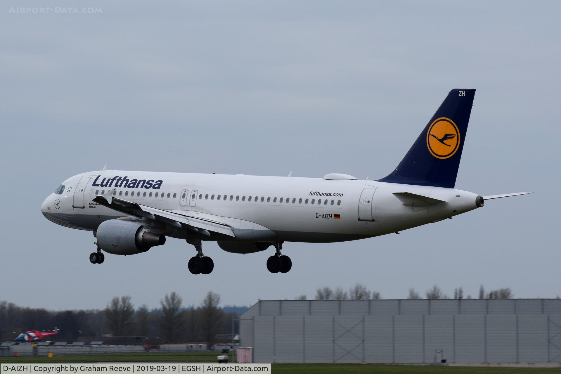 D-AIZH, 2010 Airbus A320-214 C/N 4363, Landing at Norwich.