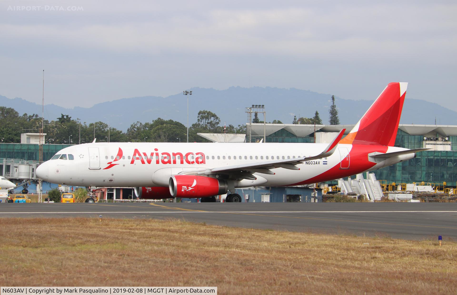 N603AV, 2013 Airbus A320-233 C/N 5840, Airbus A320-233