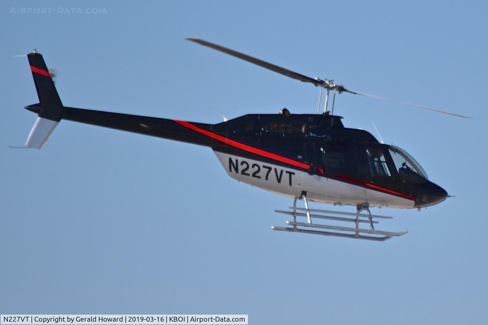 N227VT, 1981 Bell 206B JetRanger III C/N 3480, Departing BOI.