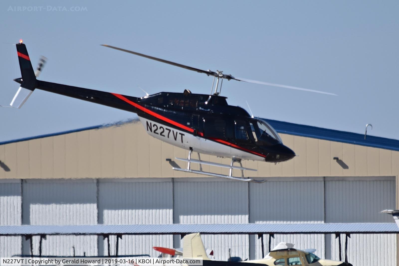 N227VT, 1981 Bell 206B JetRanger III C/N 3480, Taking off from south GA ramp.