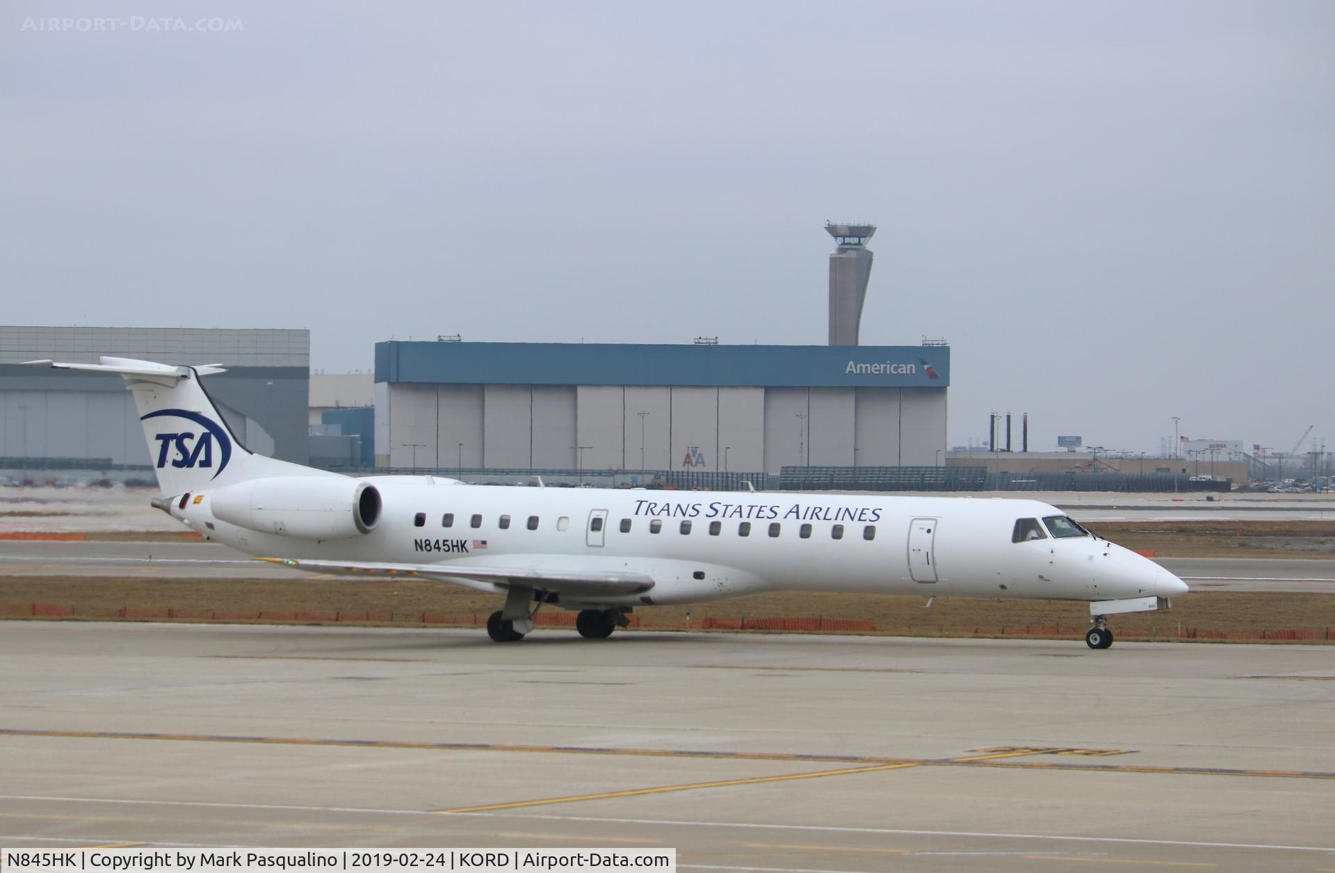 N845HK, 2004 Embraer ERJ-145LR (EMB-145LR) C/N 14500842, EMB-145LR