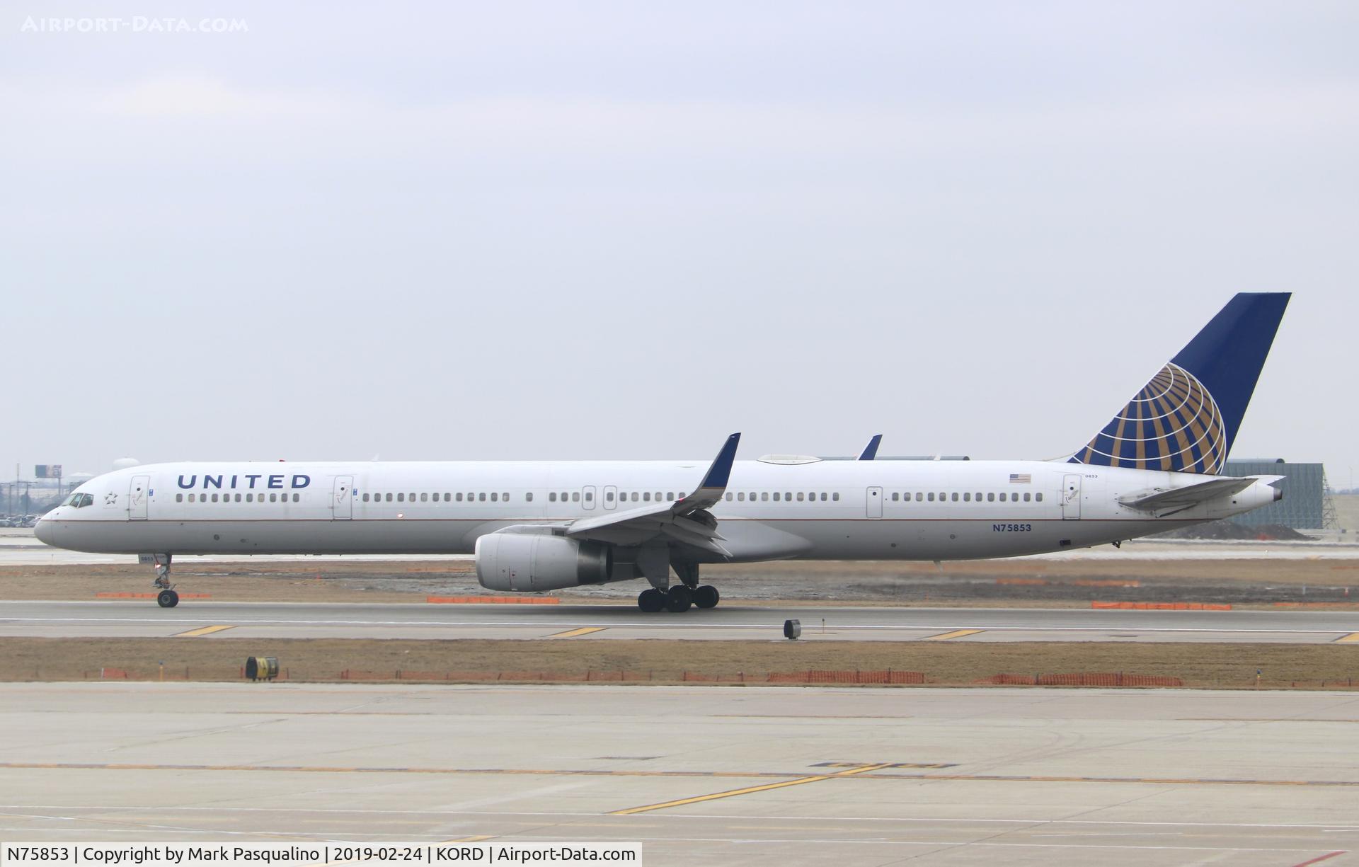 N75853, 2002 Boeing 757-324 C/N 32812, Boeing 757-324