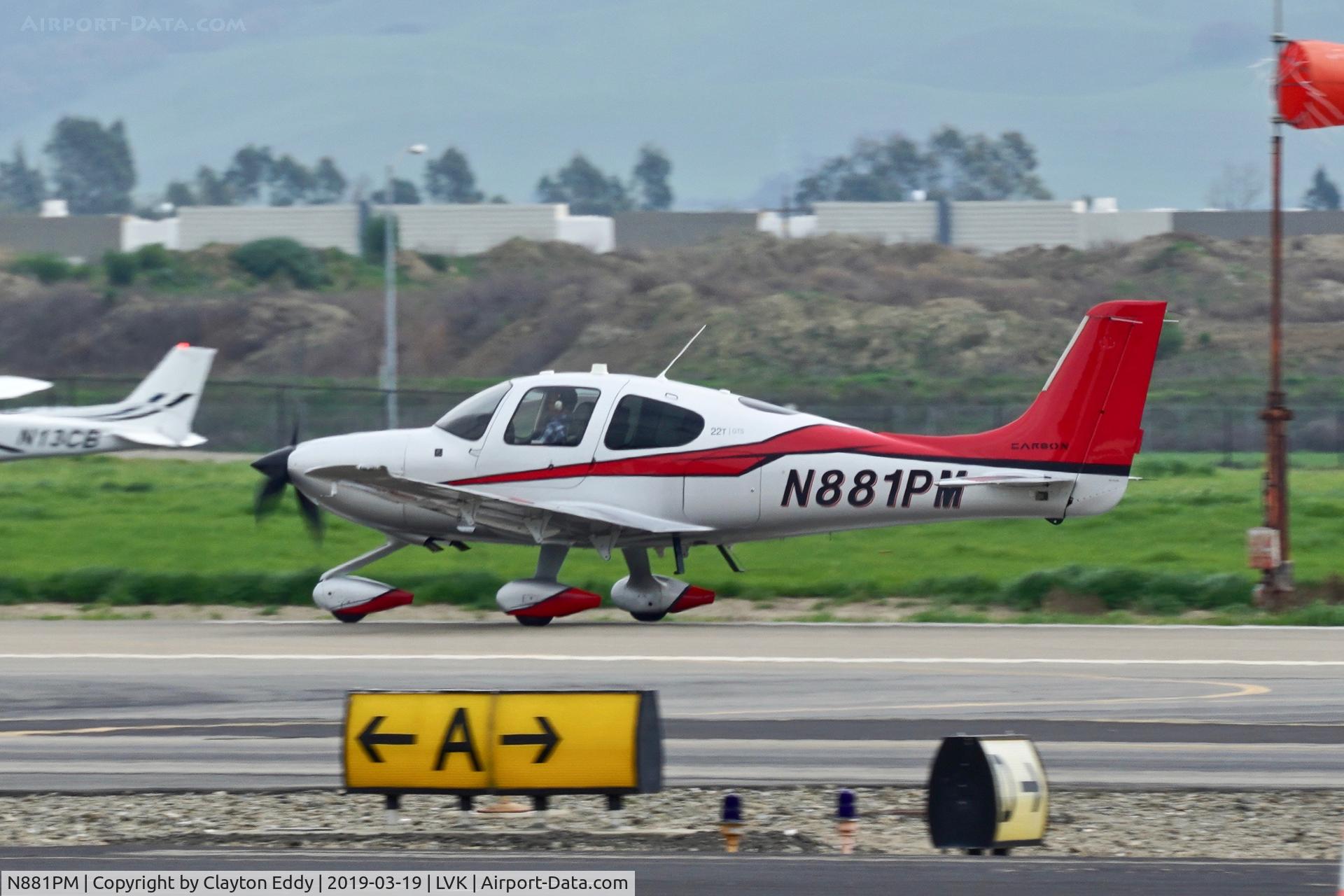 N881PM, 2014 Cirrus SR22T Turbo C/N 0883, Livermore Airport California 2019.