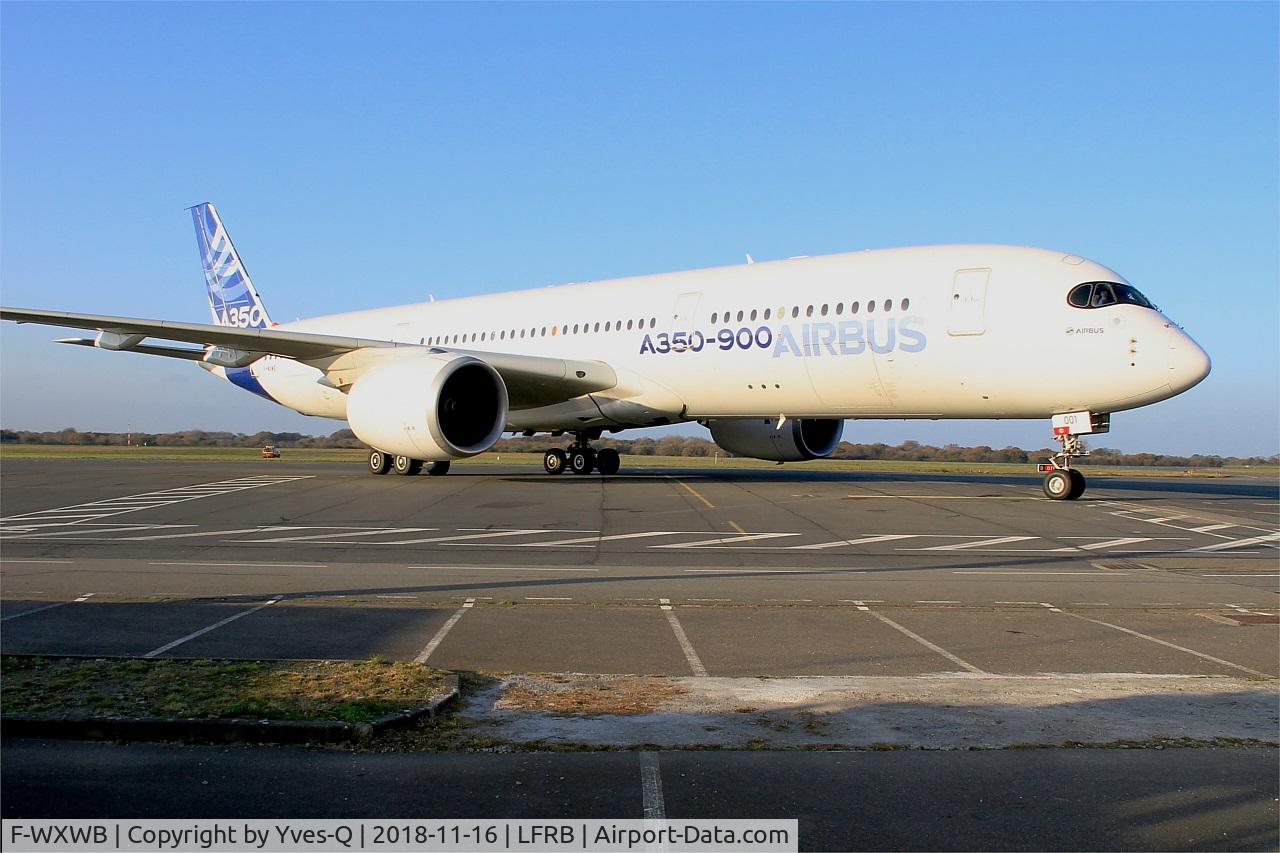 F-WXWB, 2013 Airbus A350-941 C/N 001, Airbus A350-941, Taxiing, Brest-Bretagne airport (LFRB-BES)