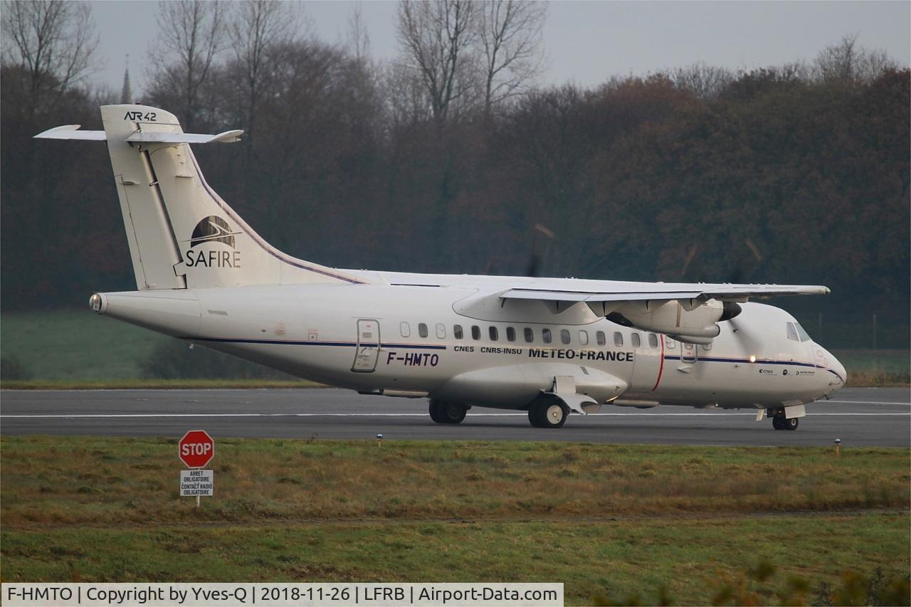 F-HMTO, 1988 ATR 42-320 C/N 078, ATR 42-320, Taxiing rwy 25L, Brest-Bretagne Airport (LFRB-BES)