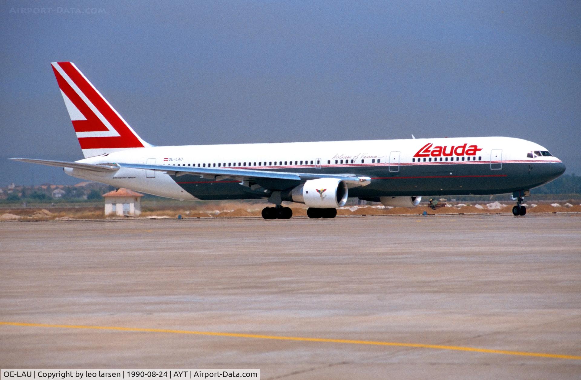 OE-LAU, 1987 Boeing 767-3T9 C/N 23765, Antalya 24.8.1990