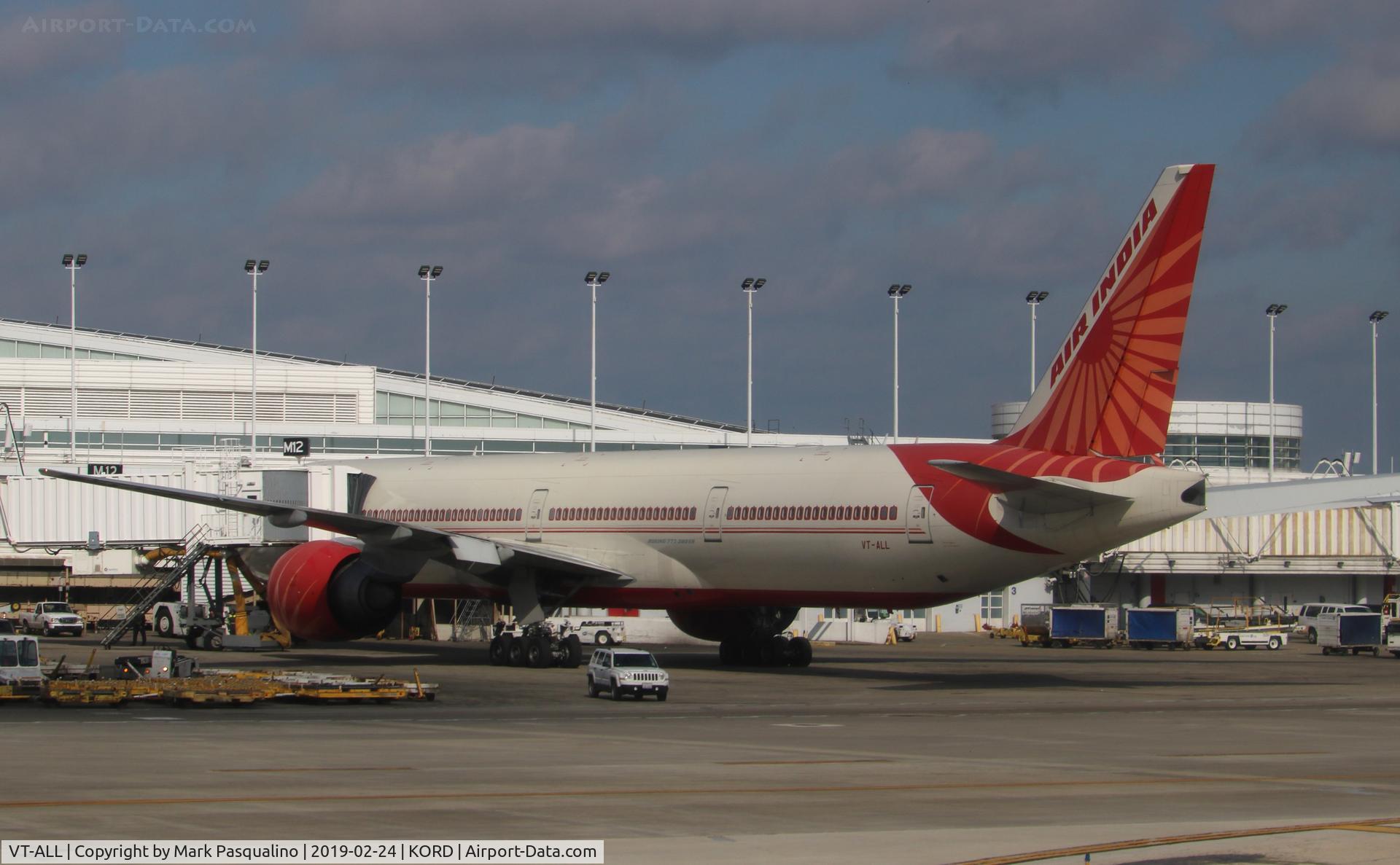 VT-ALL, 2007 Boeing 777-337/ER C/N 36310, Boeing 777-337ER