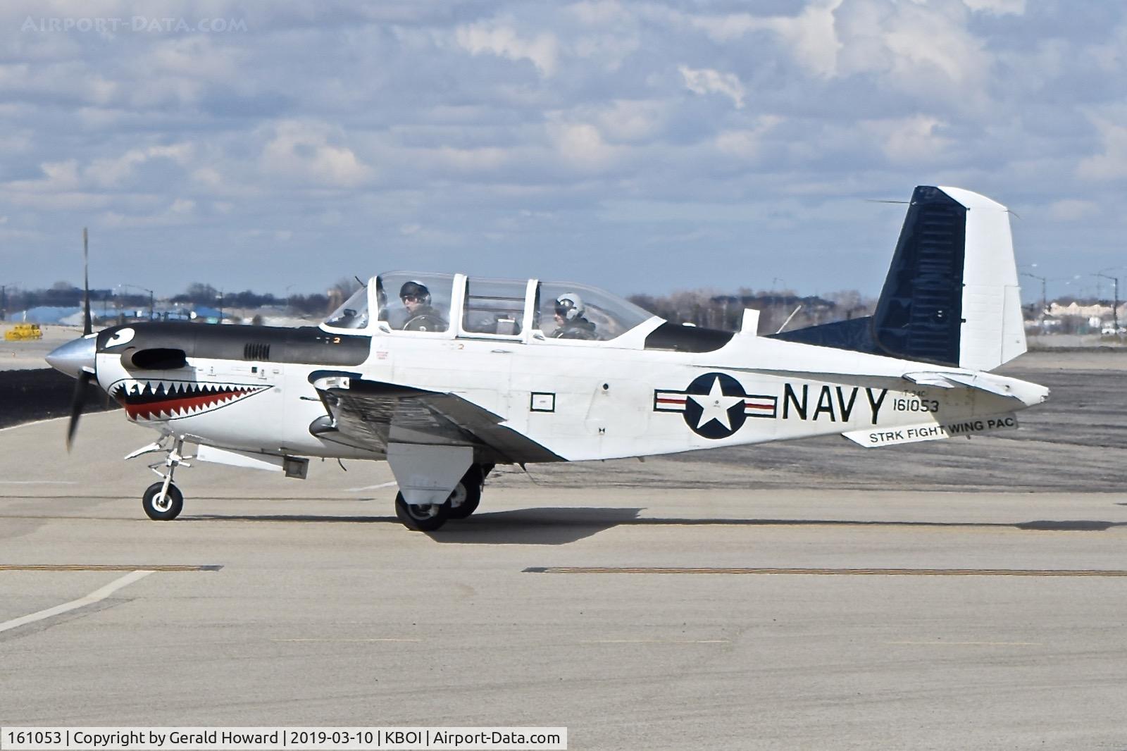 161053, Beech T-34C Turbo Mentor C/N GL-181, Taxiing to RWY 10L. Strike Fighter Wing Pacific.