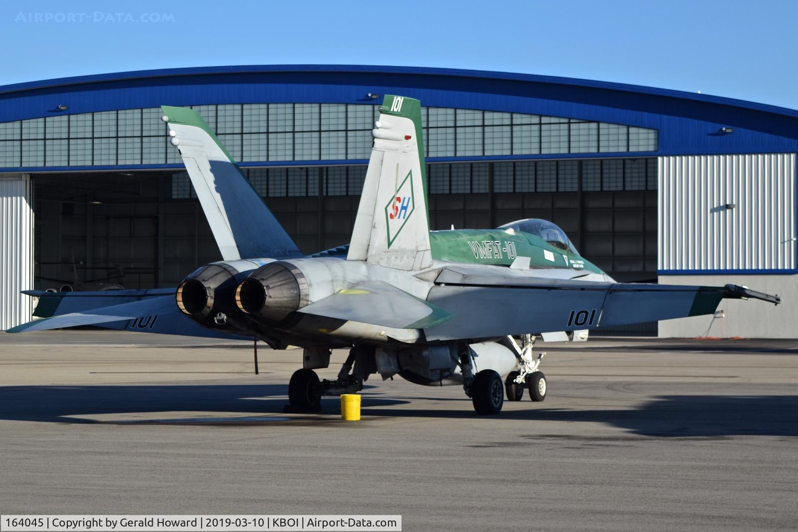 164045, 1990 McDonnell Douglas F/A-18C Hornet C/N 0933/C177, VMFAT-101 