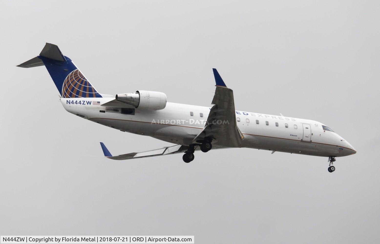 N444ZW, 2003 Canadair CRJ-200LR (CL-600-2B19) C/N 7788, United Express