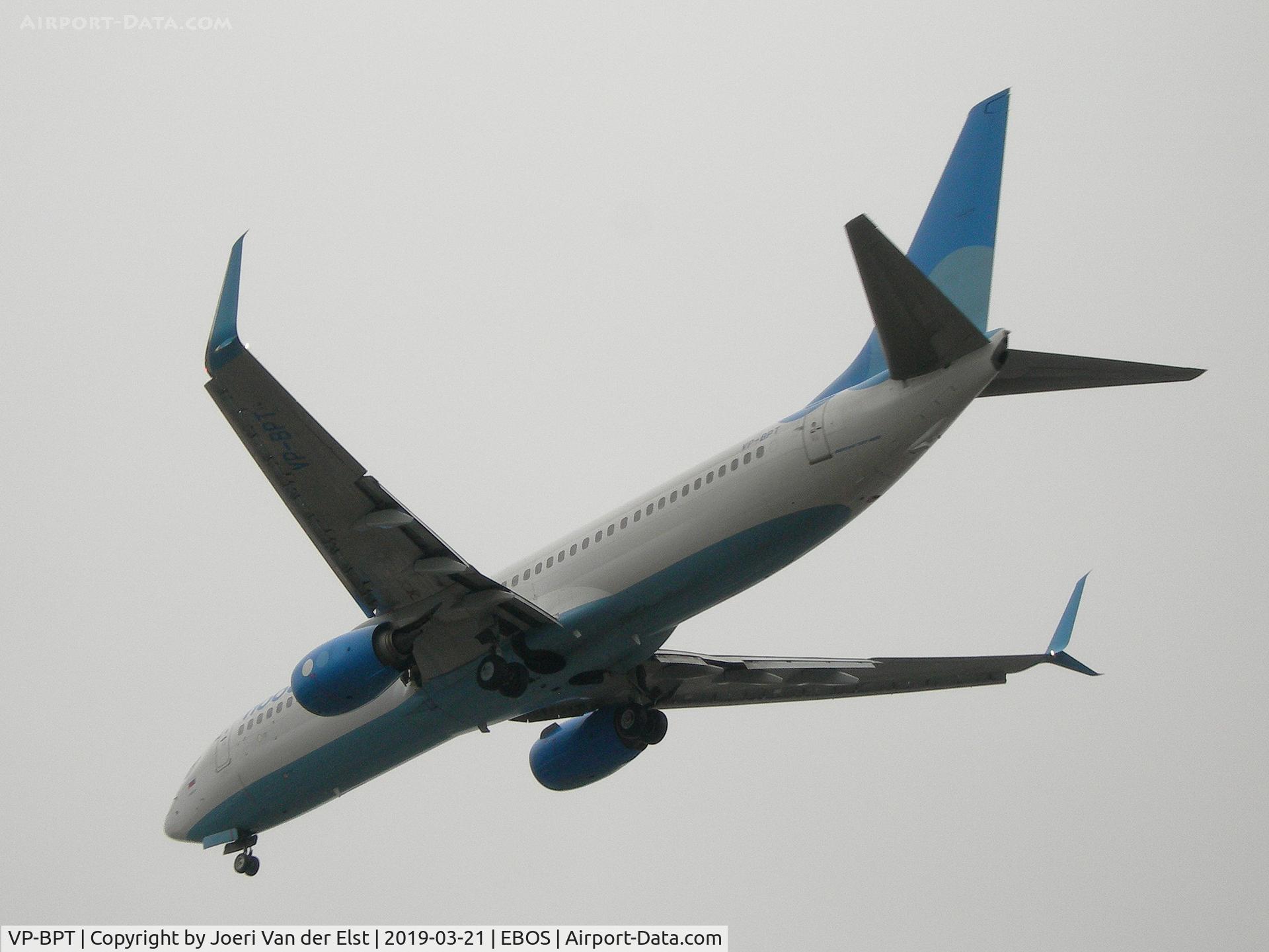 VP-BPT, 2018 Boeing 737-8AL C/N 63405, Moments before touchdown rwy26