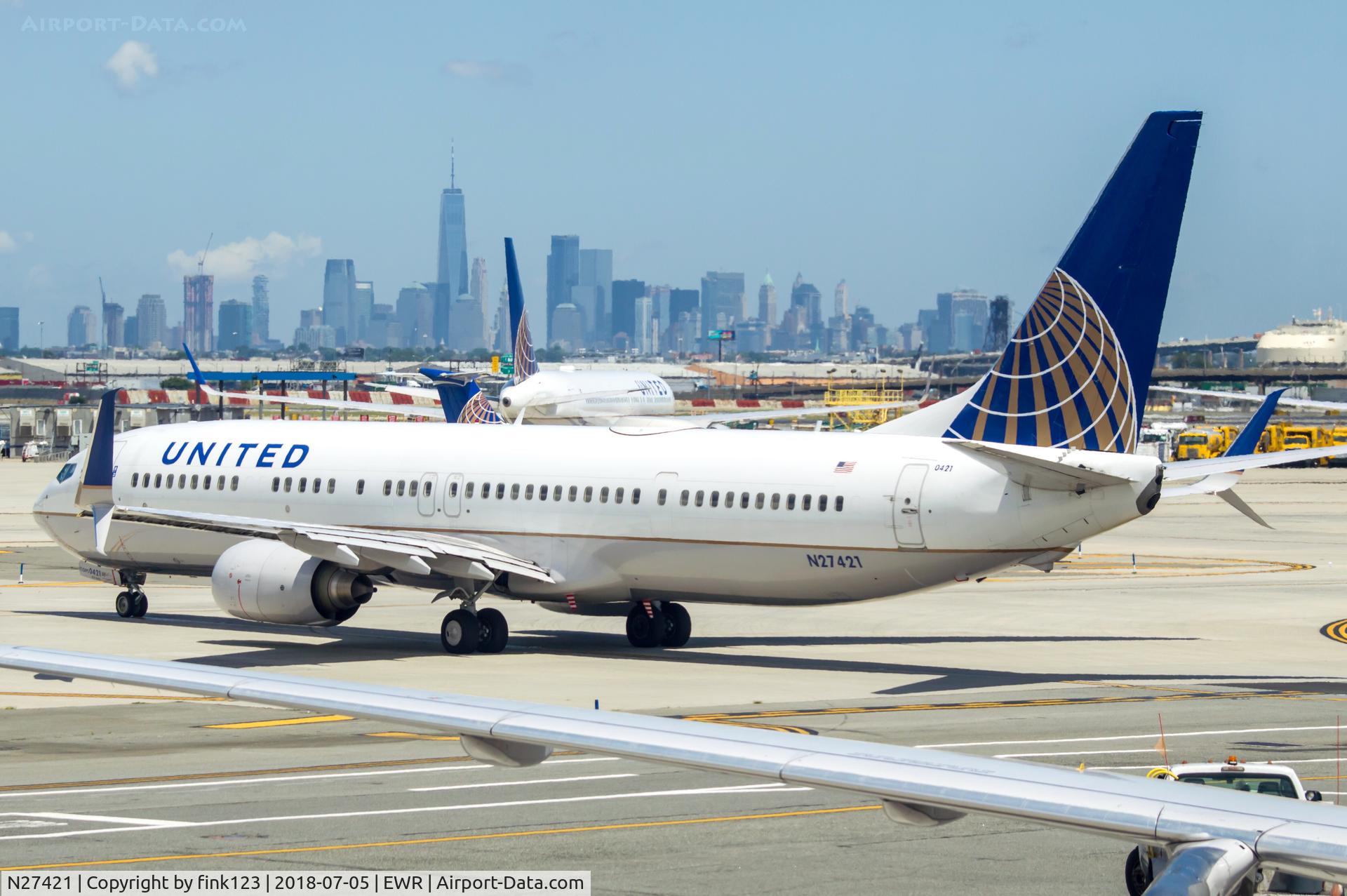 N27421, 2008 Boeing 737-924/ER C/N 37094, 