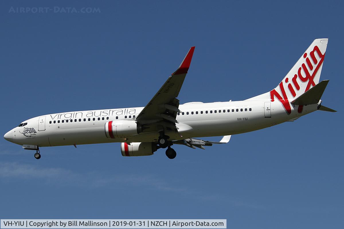 VH-YIU, 2013 Boeing 737-8FE C/N 40699, FINALS