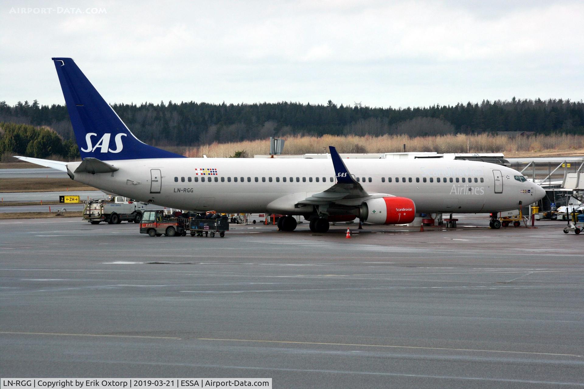 LN-RGG, 2013 Boeing 737-86N C/N 38039, LN-RGG in ARN