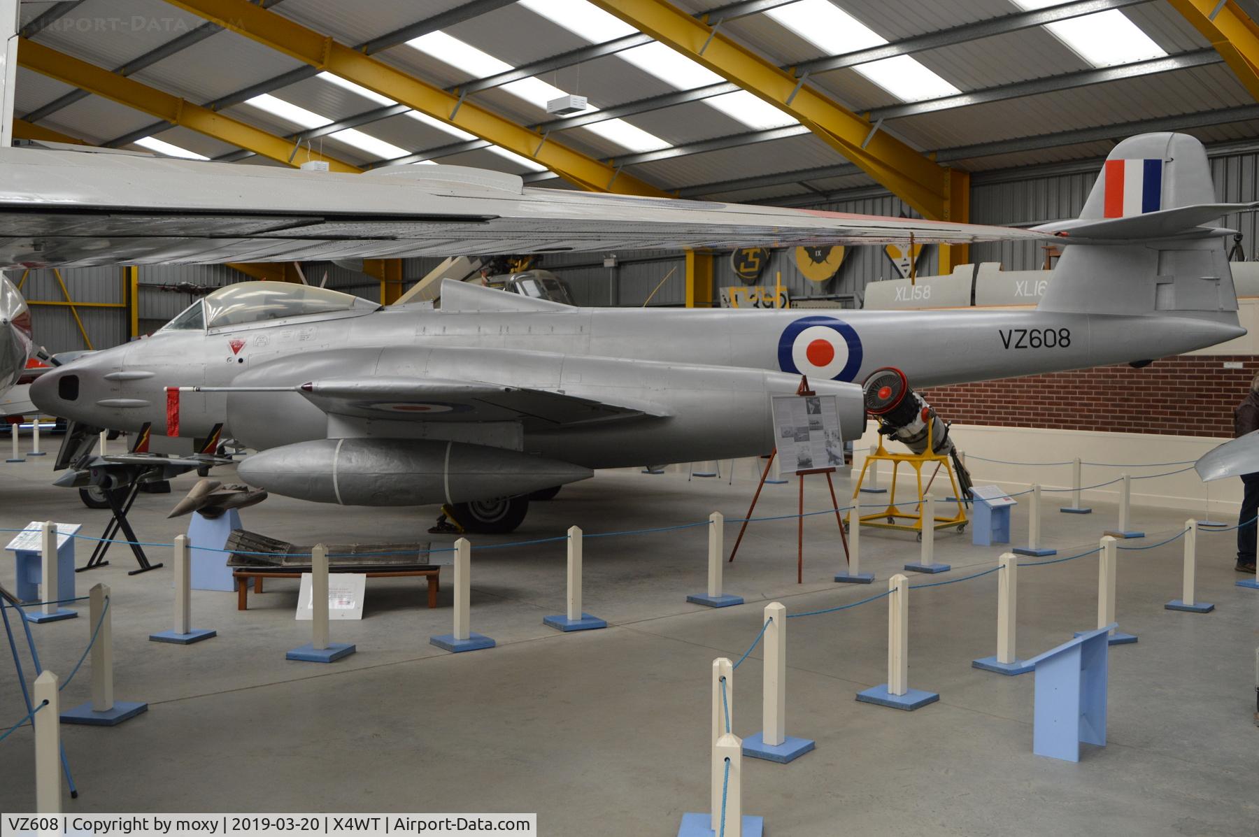 VZ608, Gloster Meteor FR.9 (Mod) C/N Not found VZ608, Gloster Meteor FR.9 (Mod) at Winthorpe.