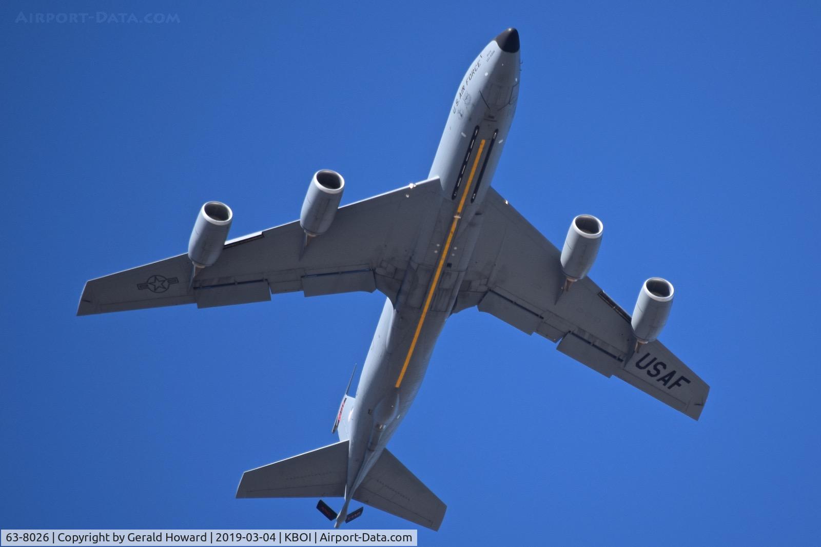 63-8026, 1963 Boeing KC-135R Stratotanker C/N 18643/T0682, Low approach to RWY 10L.  151st ARW, Utah ANG.