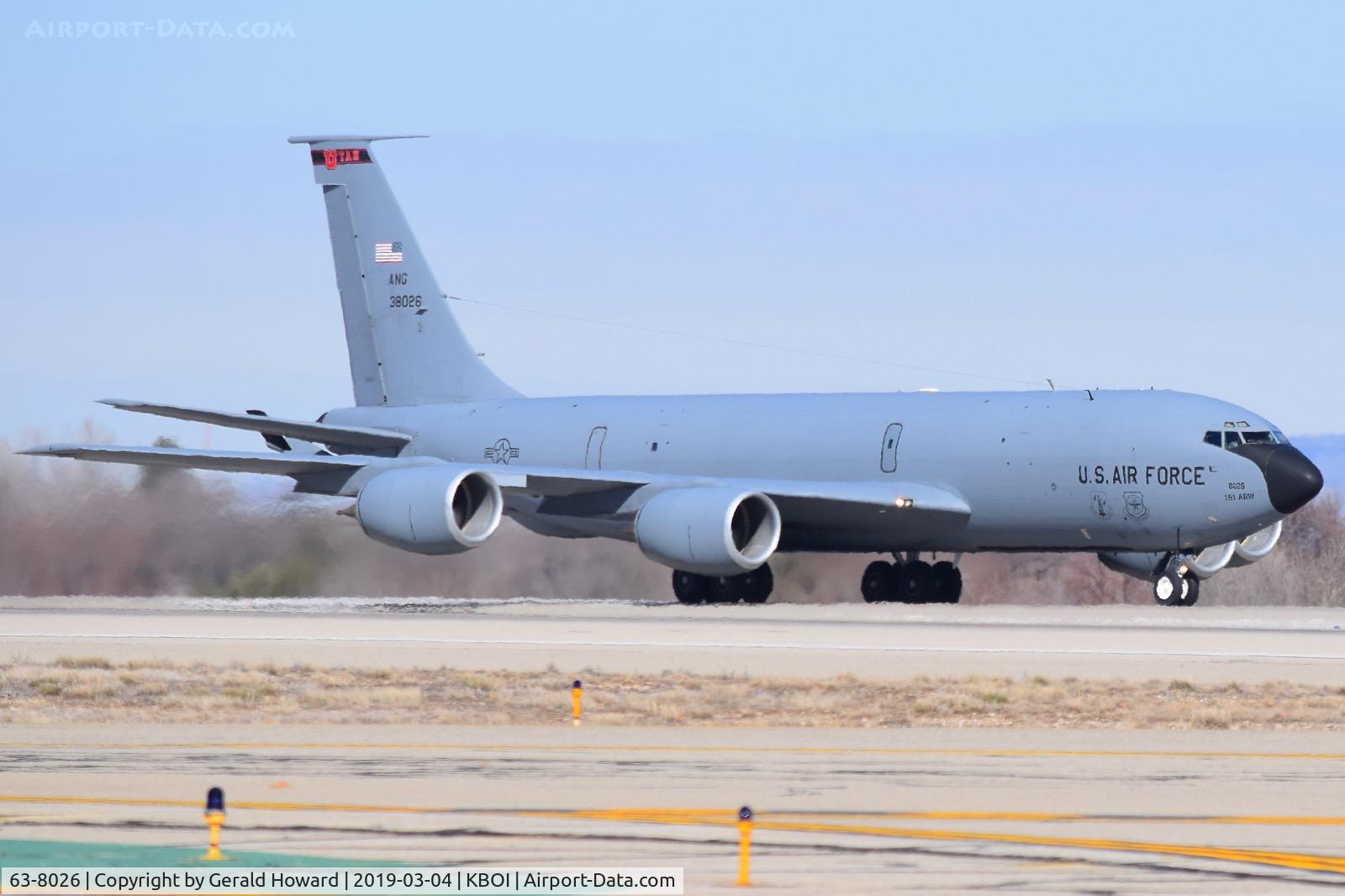 63-8026, 1963 Boeing KC-135R Stratotanker C/N 18643/T0682, Touch & go on RWY 10L.  151st ARW, Utah ANG.