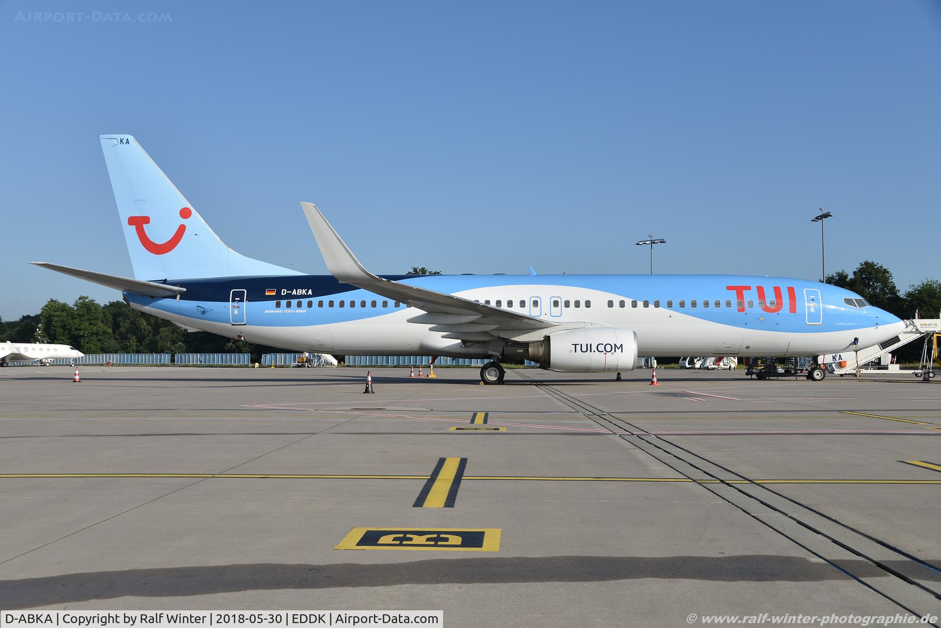 D-ABKA, 1999 Boeing 737-82R C/N 29329, Boeing 737-82R Next Gen - X3 TUI TUIfly - 29329 - D-ABKA - 30.05.2018 - CGN