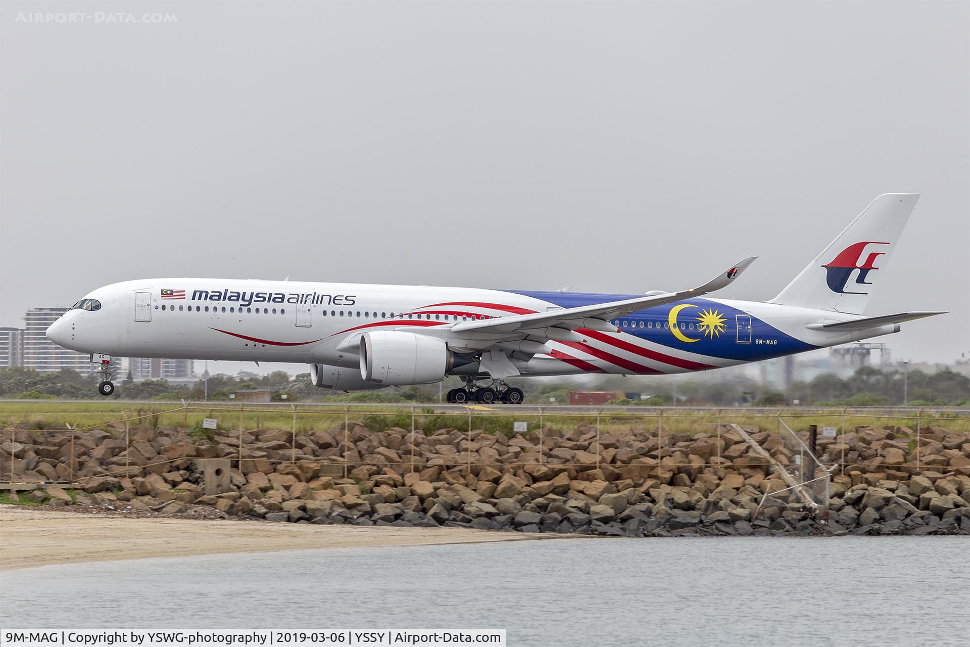 9M-MAG, 2018 Airbus A350-941 C/N 213, Malaysia Airlines (9M-MAG) Airbus A350-941 departing Sydney Airport