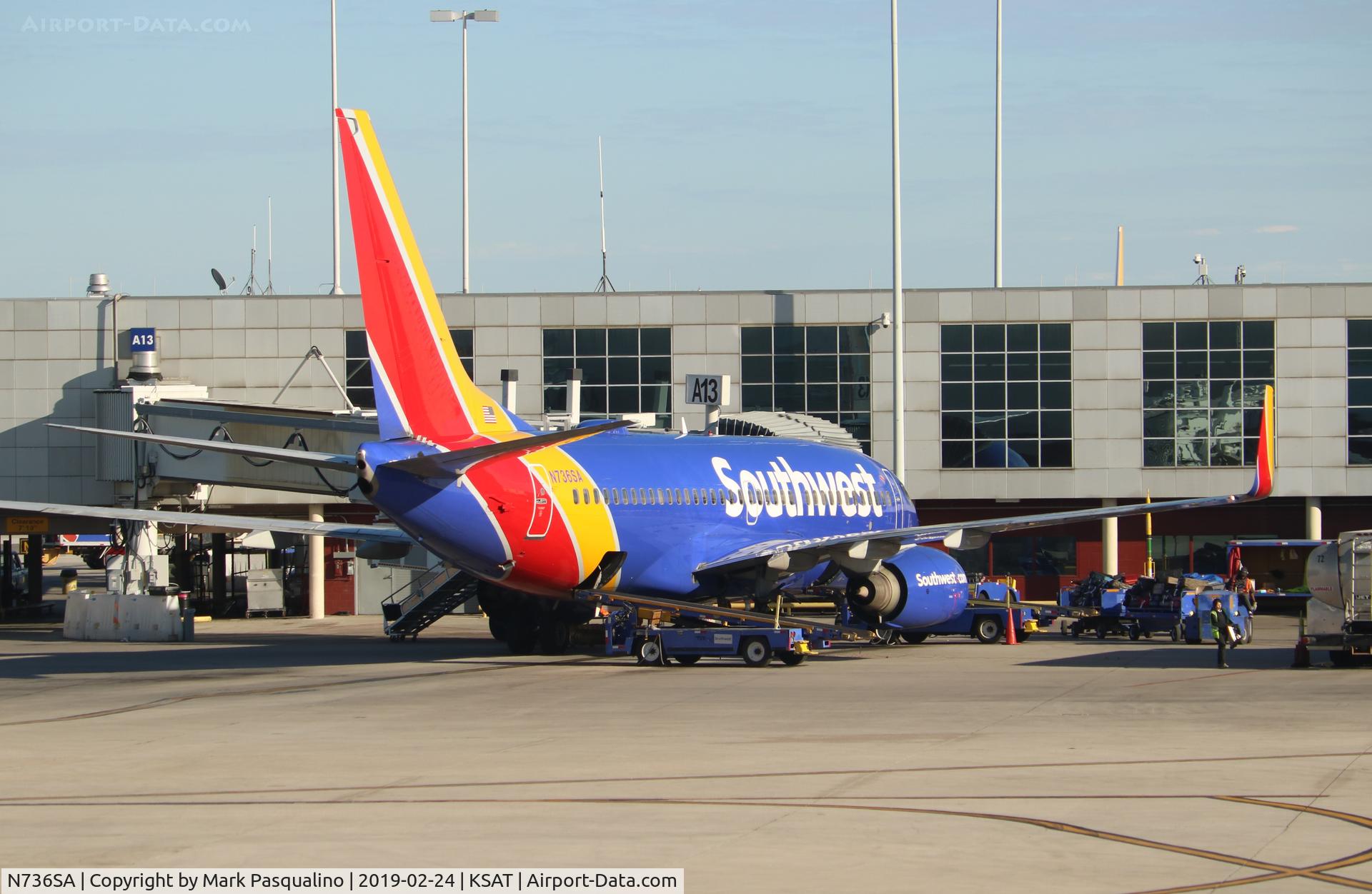 N736SA, 1999 Boeing 737-7H4 C/N 27868, Boeing 737-7H4