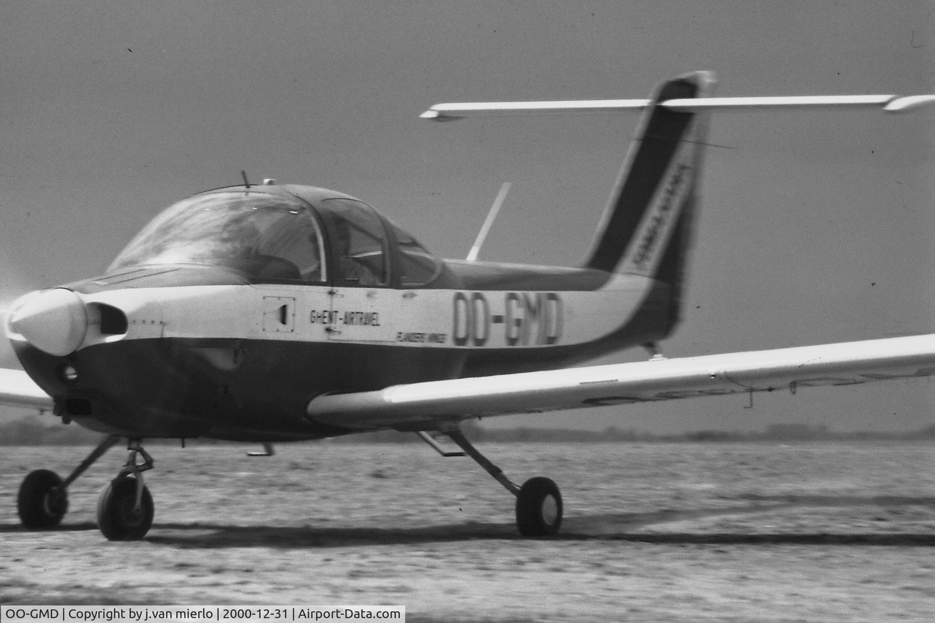 OO-GMD, Piper PA-38-112 Tomahawk Tomahawk C/N 38-79A0487, Zottegem airfield, Belgium a long time ago closed