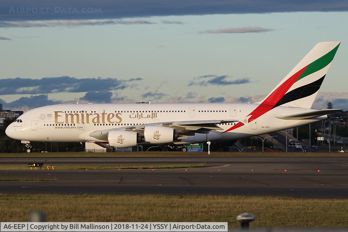 A6-EEP, 2013 Airbus A380-861 C/N 138, taxiing