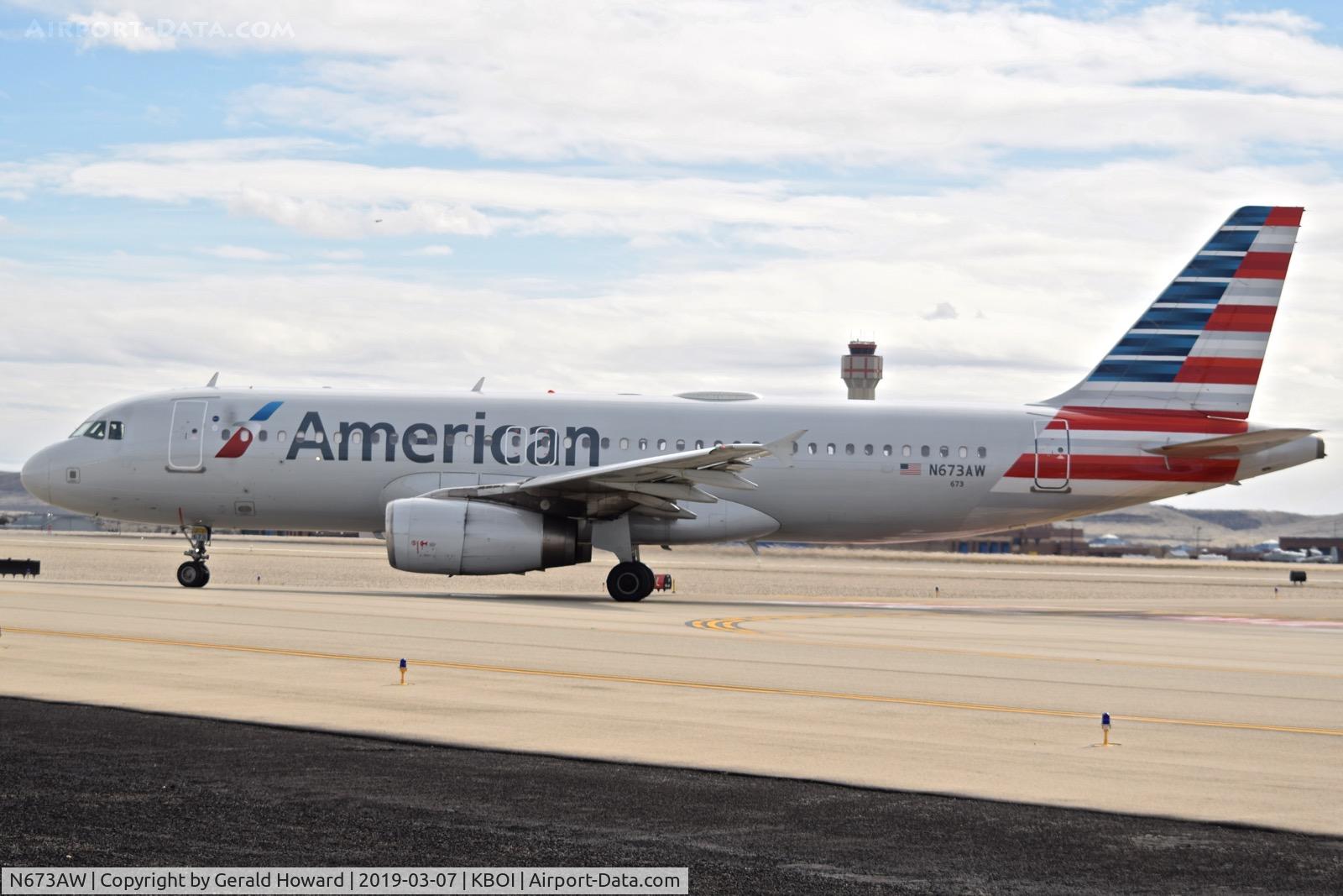 N673AW, 2004 Airbus A320-232 C/N 2312, Off RWY 28R for the gate.