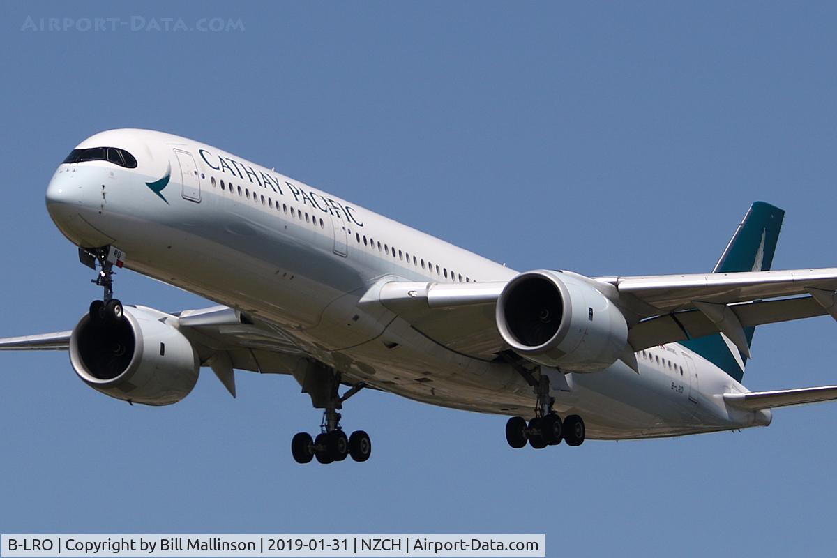B-LRO, 2017 Airbus A350-941 C/N 093, finals CX123