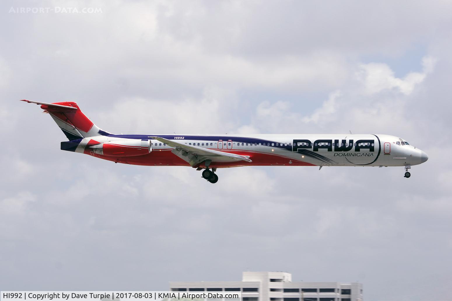 HI992, 1989 McDonnell Douglas MD-83 (DC-9-83) C/N 49741, No comment.