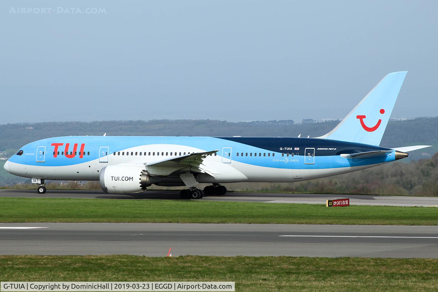 G-TUIA, 2013 Boeing 787-8 Dreamliner C/N 34422, Taxiing to RWY 09 for departure