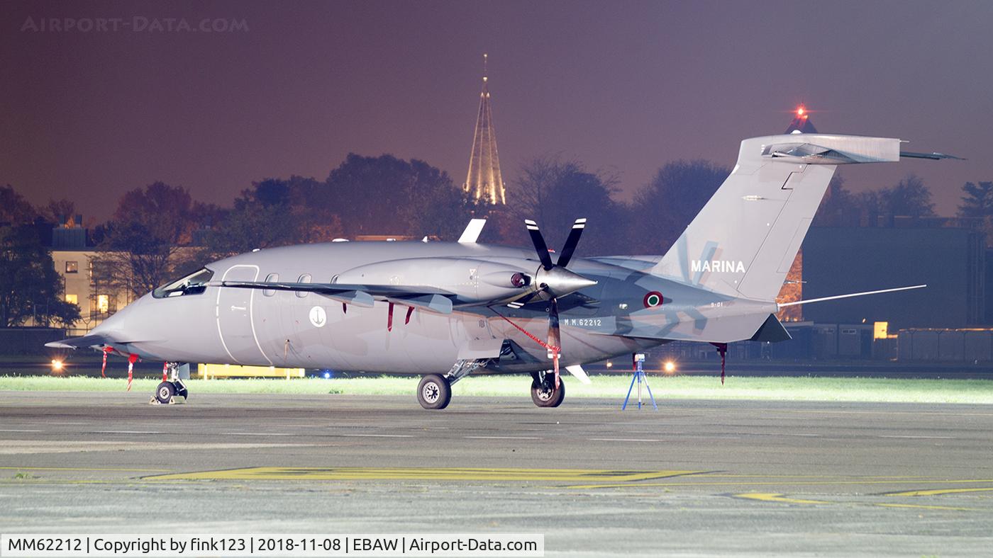 MM62212, 2004 Piaggio P-180AM Avanti C/N 1076, 