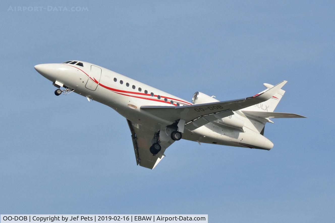 OO-DOB, 2015 Dassault Falcon 900LX C/N 288, Departing Antwerp.