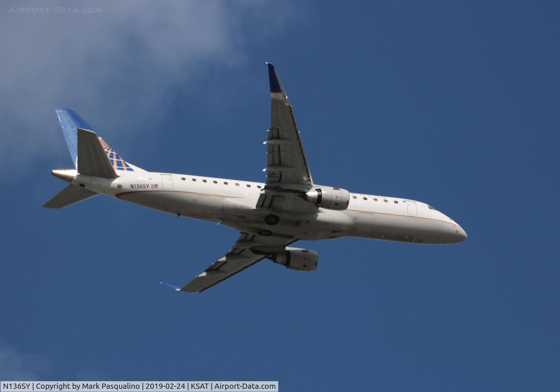 N136SY, 2015 Embraer 175LR (ERJ-170-200LR) C/N 17000462, ERJ-170-200LR